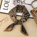 Foulard Léopard Chic